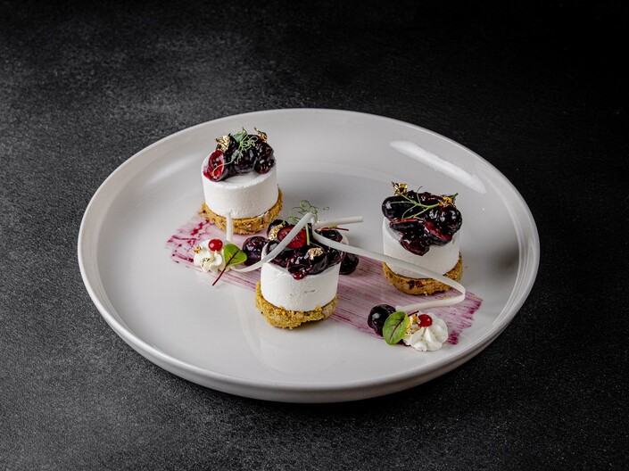 BLUEBERRY CHEESE BAR