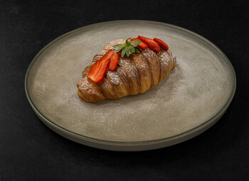 CROISSANT CHOCOLATE/PISTACHIO/ALMOND