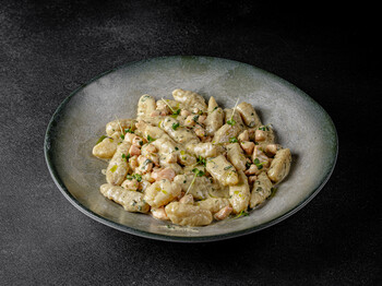 GNOCCHİ POLLO E SPİNACHİ